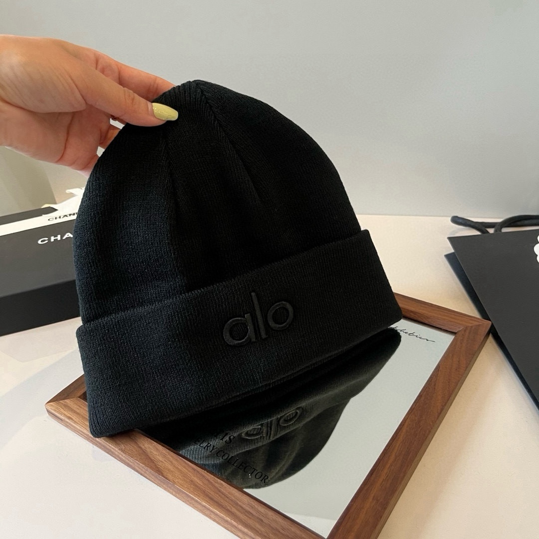 🆕

alo针织毛线帽