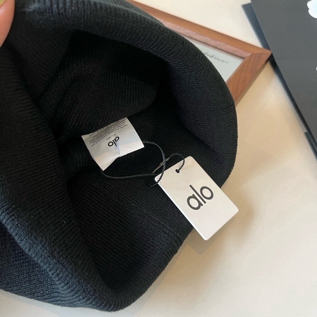 🆕

alo针织毛线帽