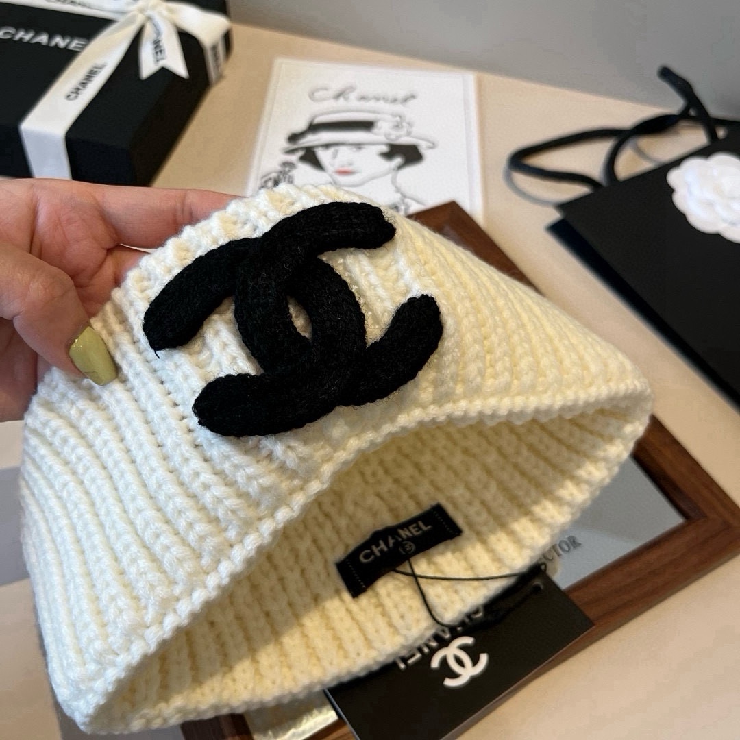 🆕

Chanel香奈儿针织毛线帽