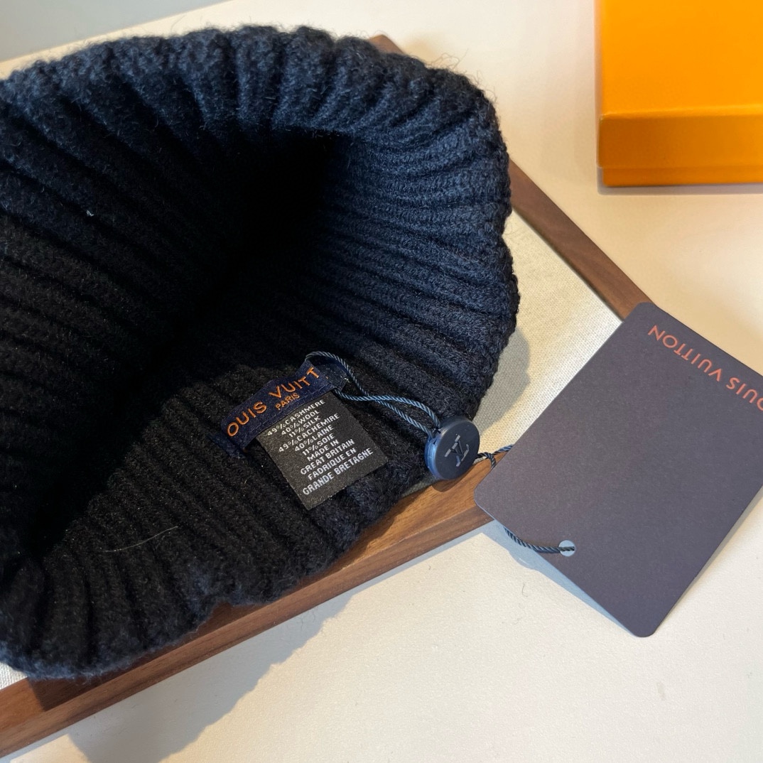 🆕

Lv路易斯新款毛线帽