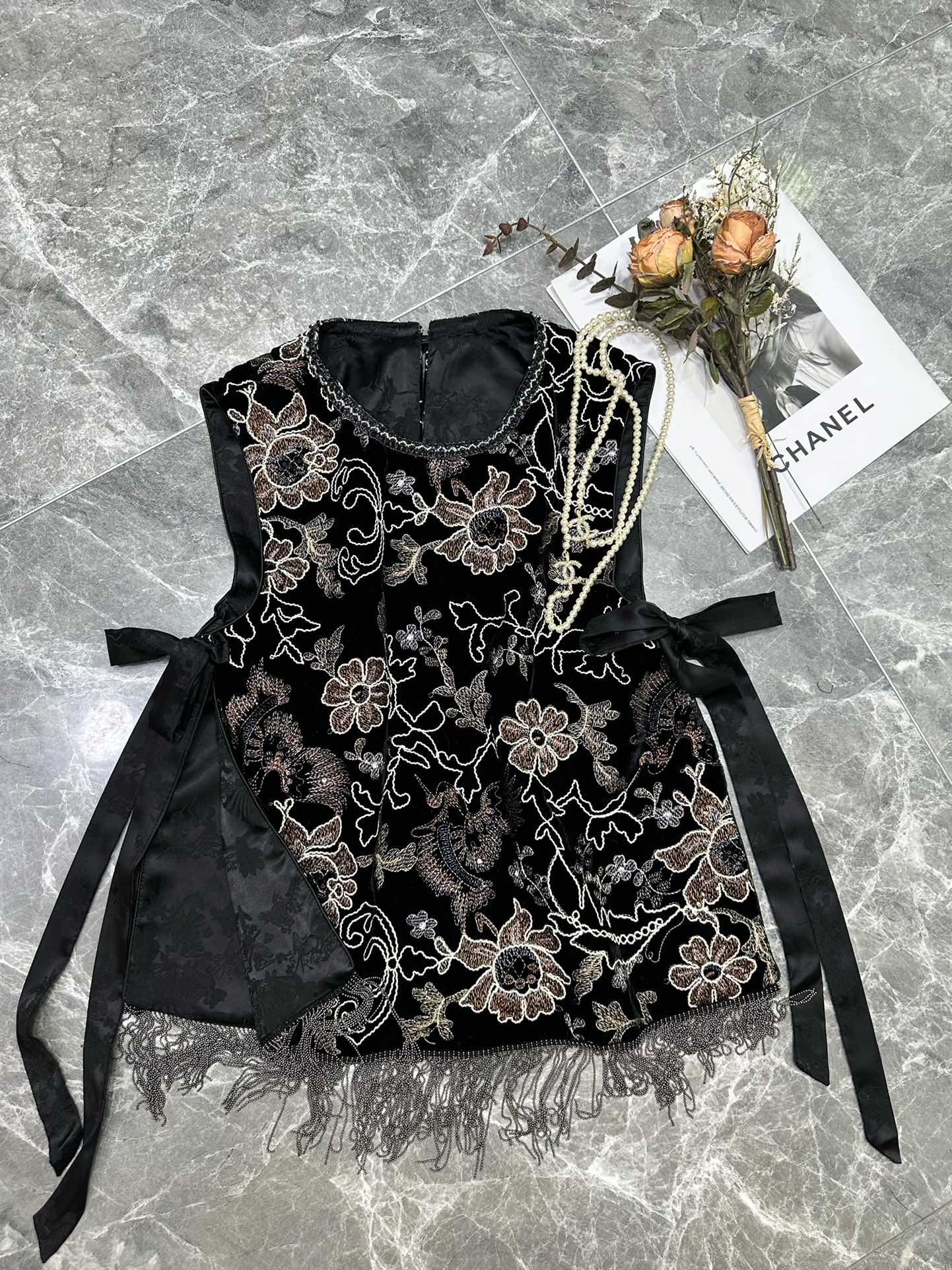 Elegant Embroidered Beaded Tassel Vest with Side Tie Detail - S, M, L, XL 2 i1756395008 3384 1