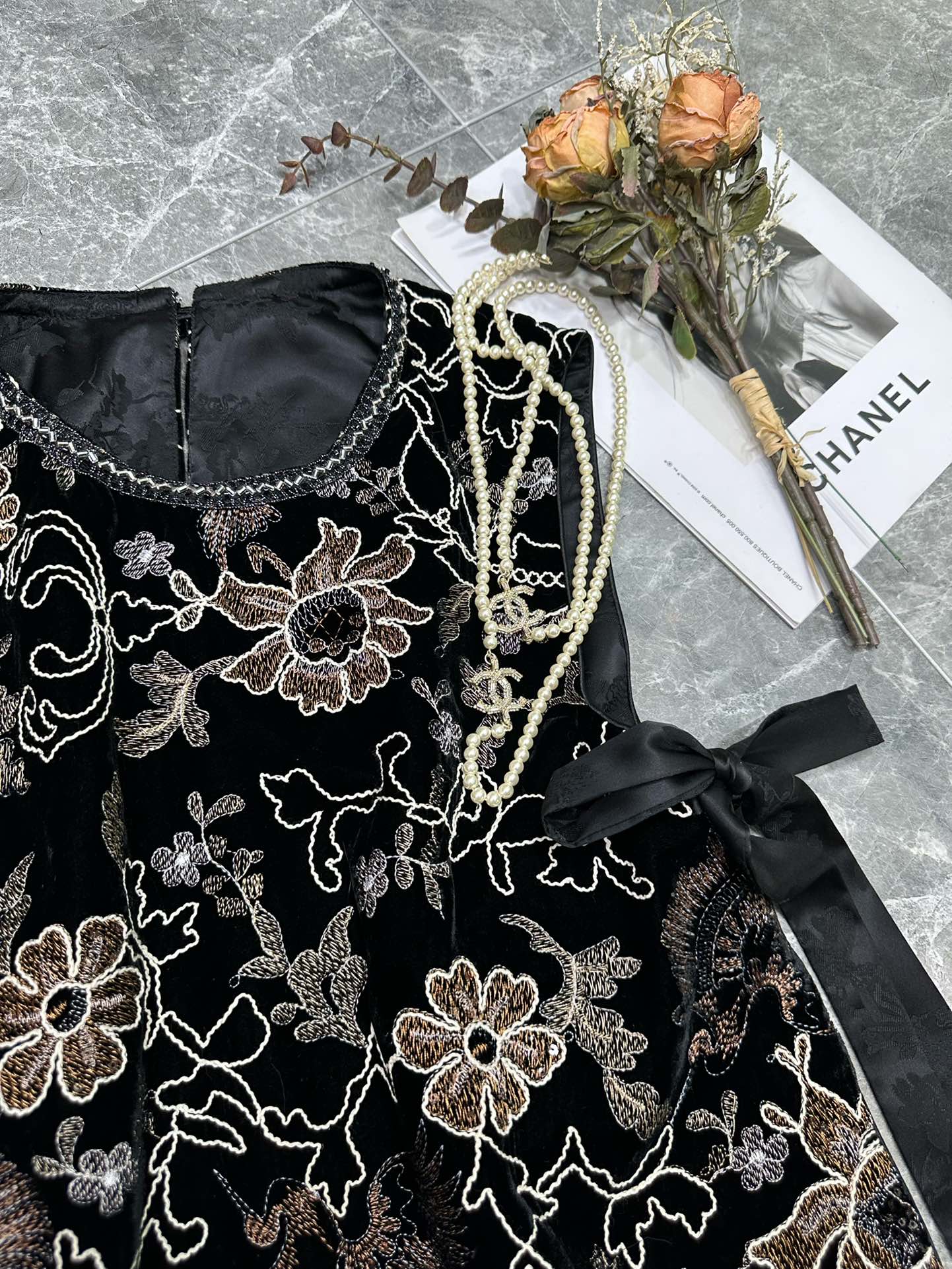Elegant Embroidered Beaded Tassel Vest with Side Tie Detail - S, M, L, XL 3 i1756395008 427 2