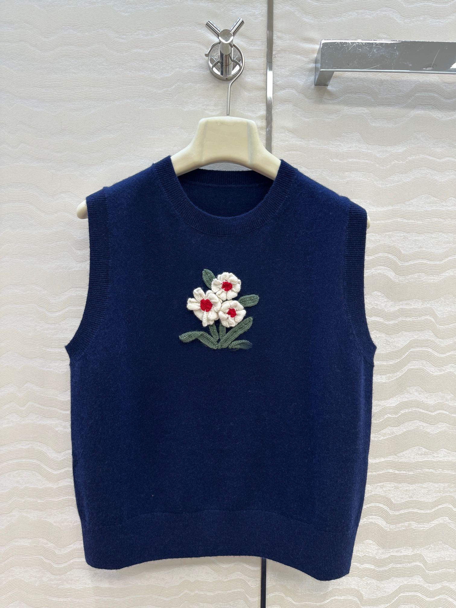 Gilet en Laine et Cachemire Bleu Marine avec Broderie Florale