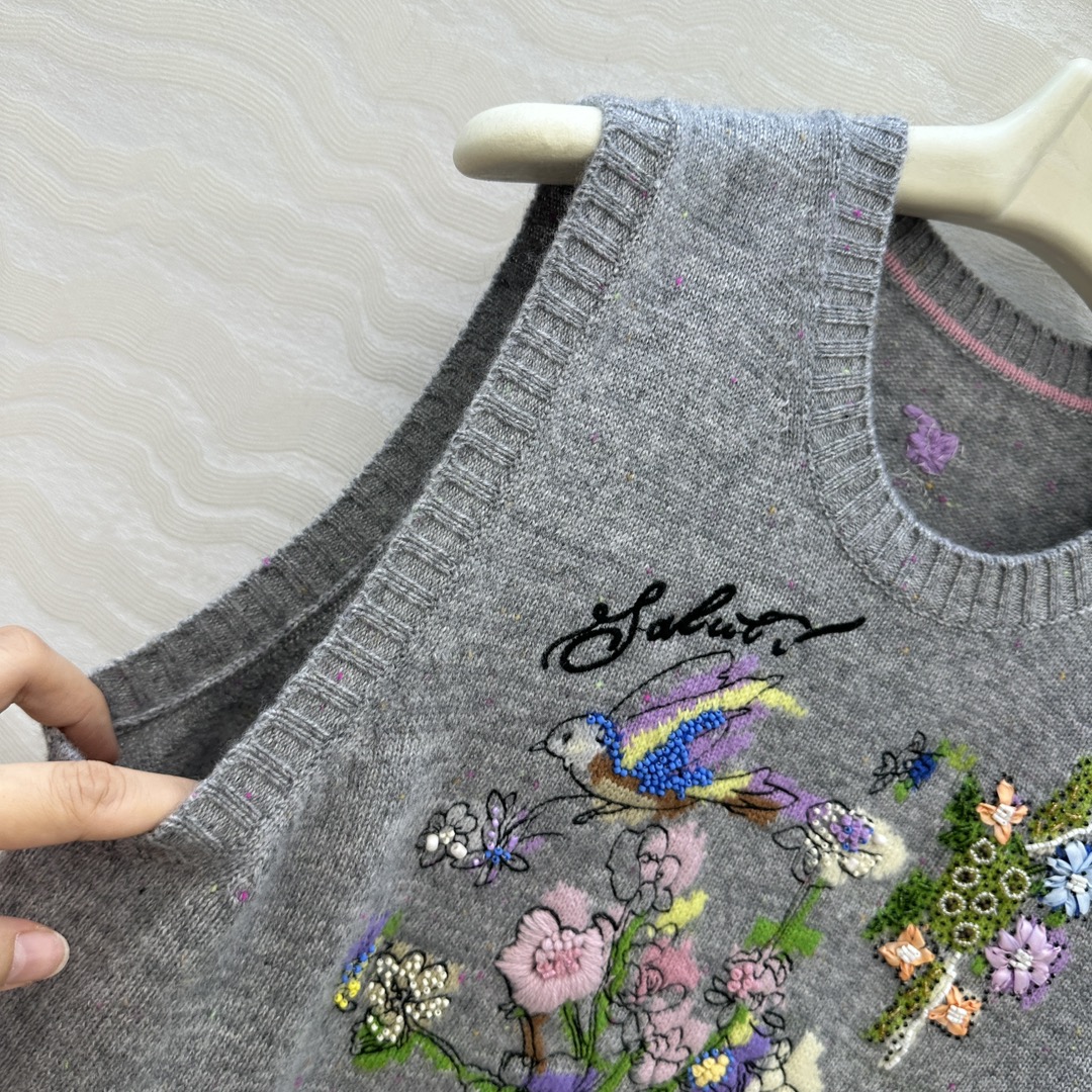 Elegant Embroidered Floral Bird Wool Blend Vest Top, Sleeveless Sweater for Women 5 i1756405955 2524 3