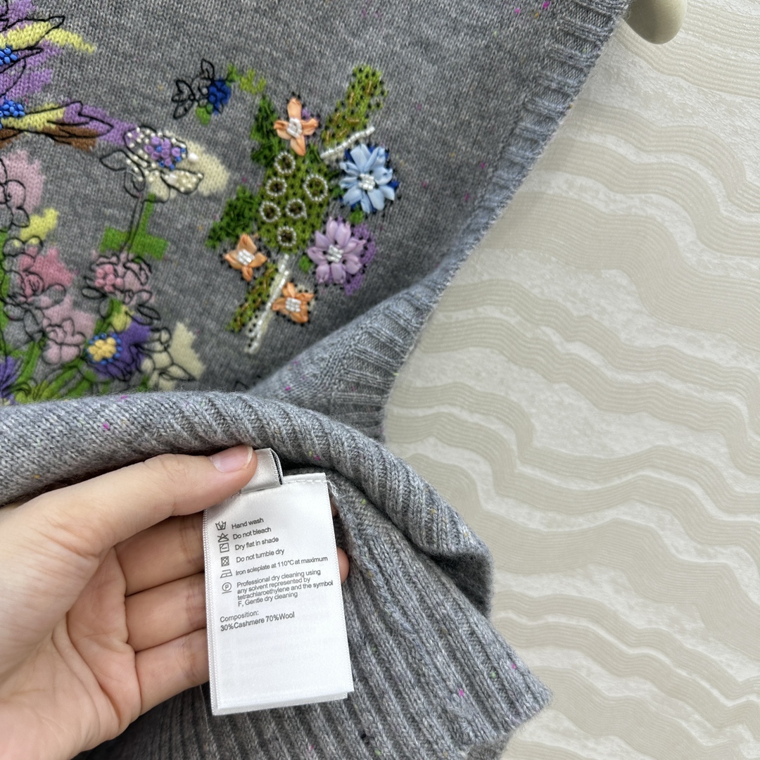 Elegant Embroidered Floral Bird Wool Blend Vest Top, Sleeveless Sweater for Women 8 i1756405955 9476 6