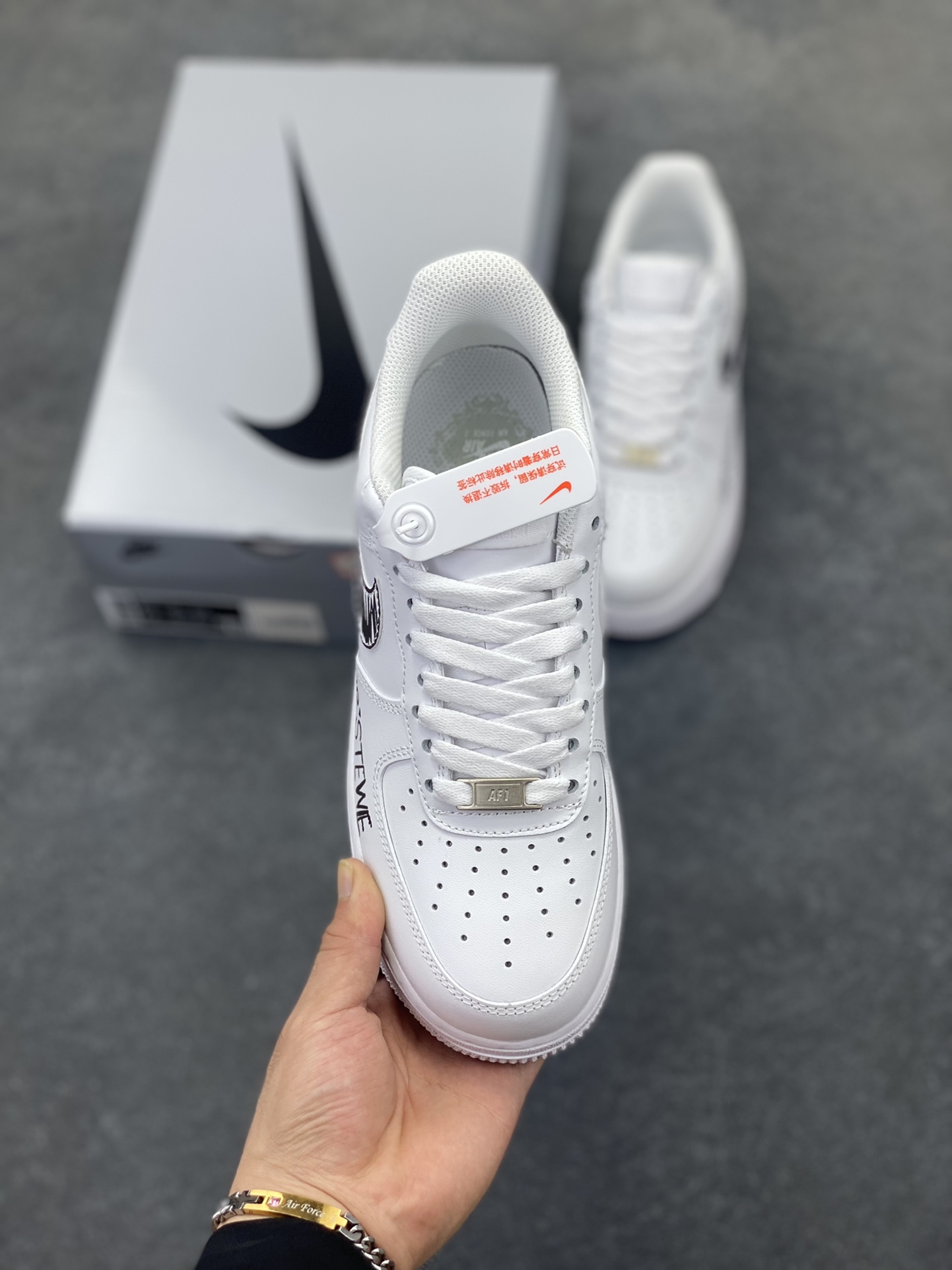 图片[2]-Nike Air Force 1 Low’07 捣蛋鬼 空军一号低帮休闲板鞋 定制皮料 定制鞋盒 原楦原纸板 纯正空军版型 内置全掌气垫 货号：ZH0316-096 尺码：36 36.5 37.5 38 38.5 39 40 40.5 41 42 42.5 43 44 44.5 45-选品中心