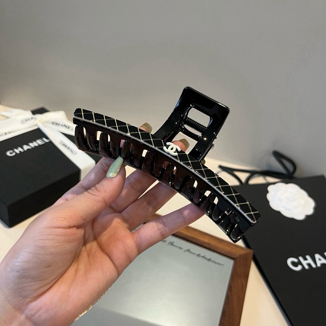 🆕

Chanel香奈儿新款发夹
