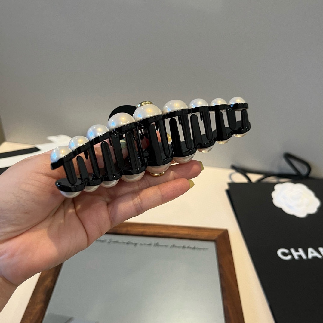 🆕

Chanel香奈儿新款发夹