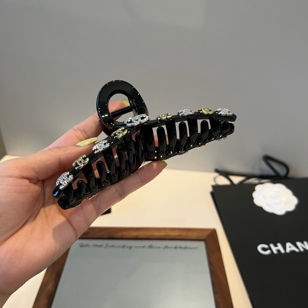 🆕

Chanel香奈儿新款发夹