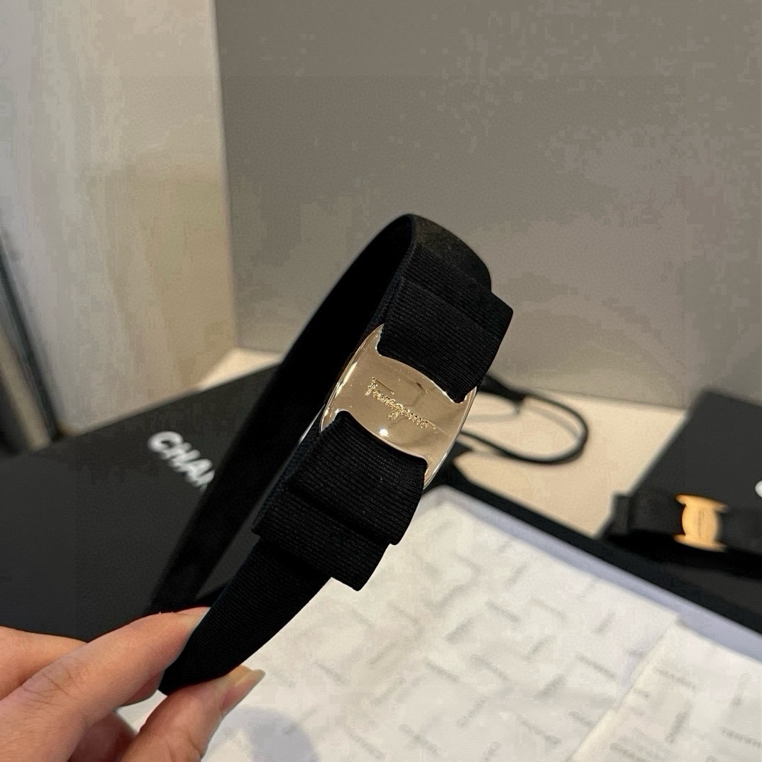 🆕

菲拉格慕新款发箍
