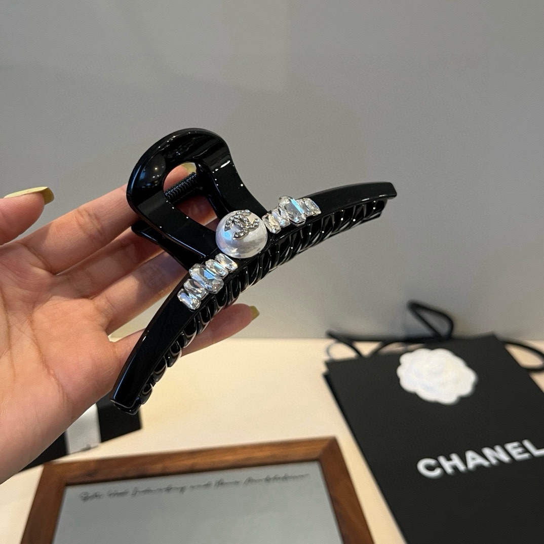 🆕

Chanel香奈儿新款发夹