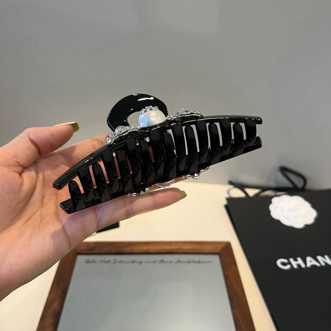 🆕

Chanel香奈儿新款发夹