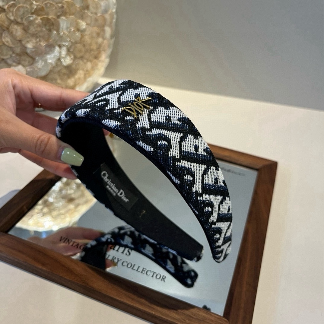 🆕

Dior迪奥新款发箍