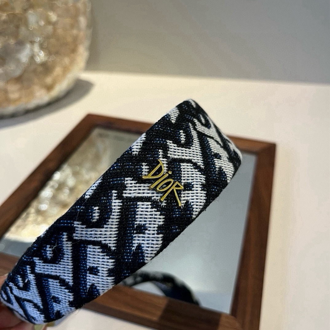 🆕

Dior迪奥新款发箍