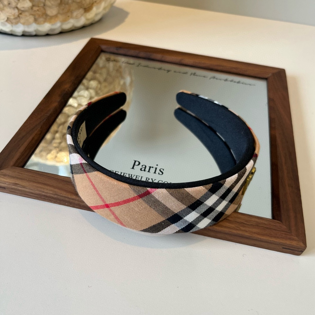 🆕

Burberry巴宝莉新款发箍