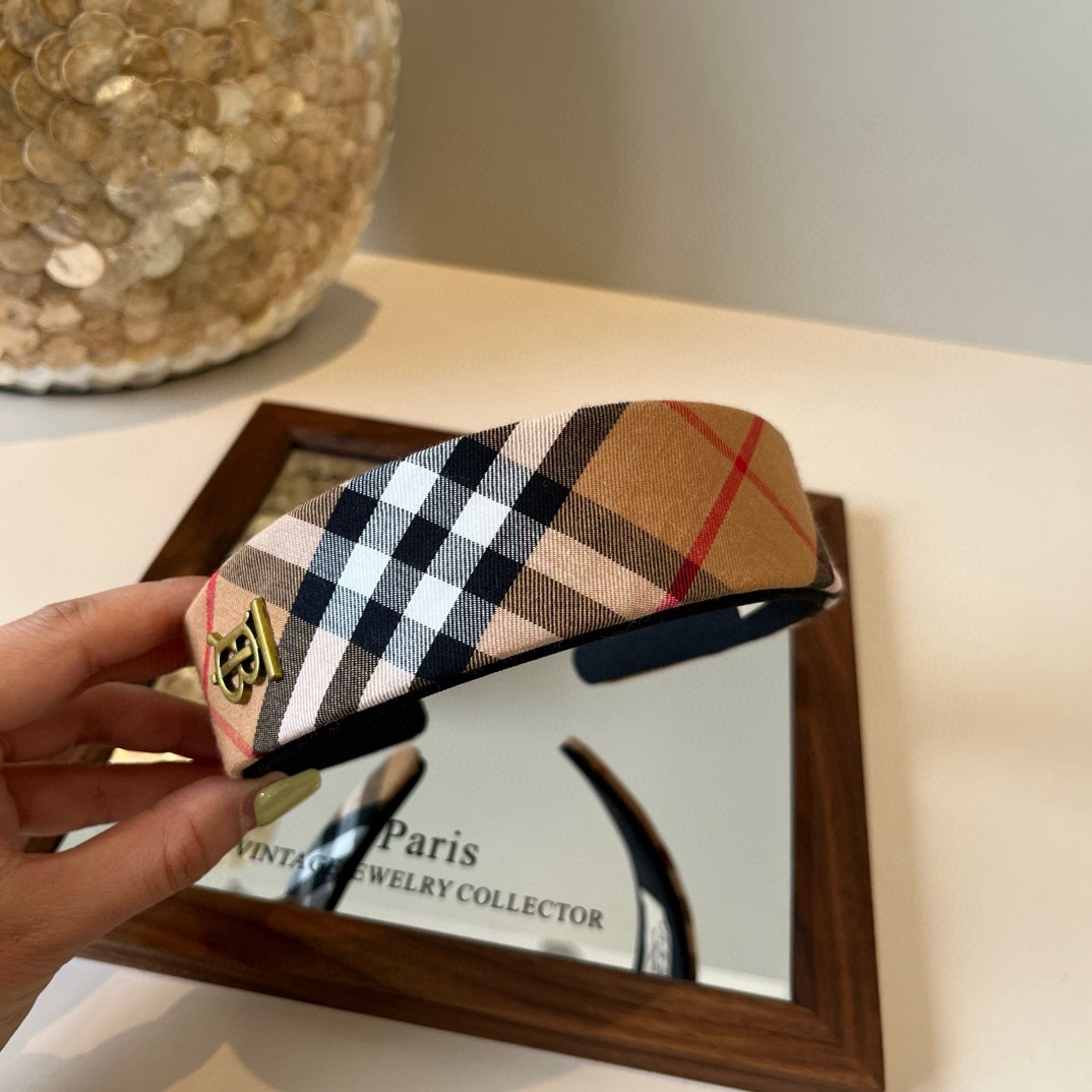 🆕

Burberry巴宝莉新款发箍