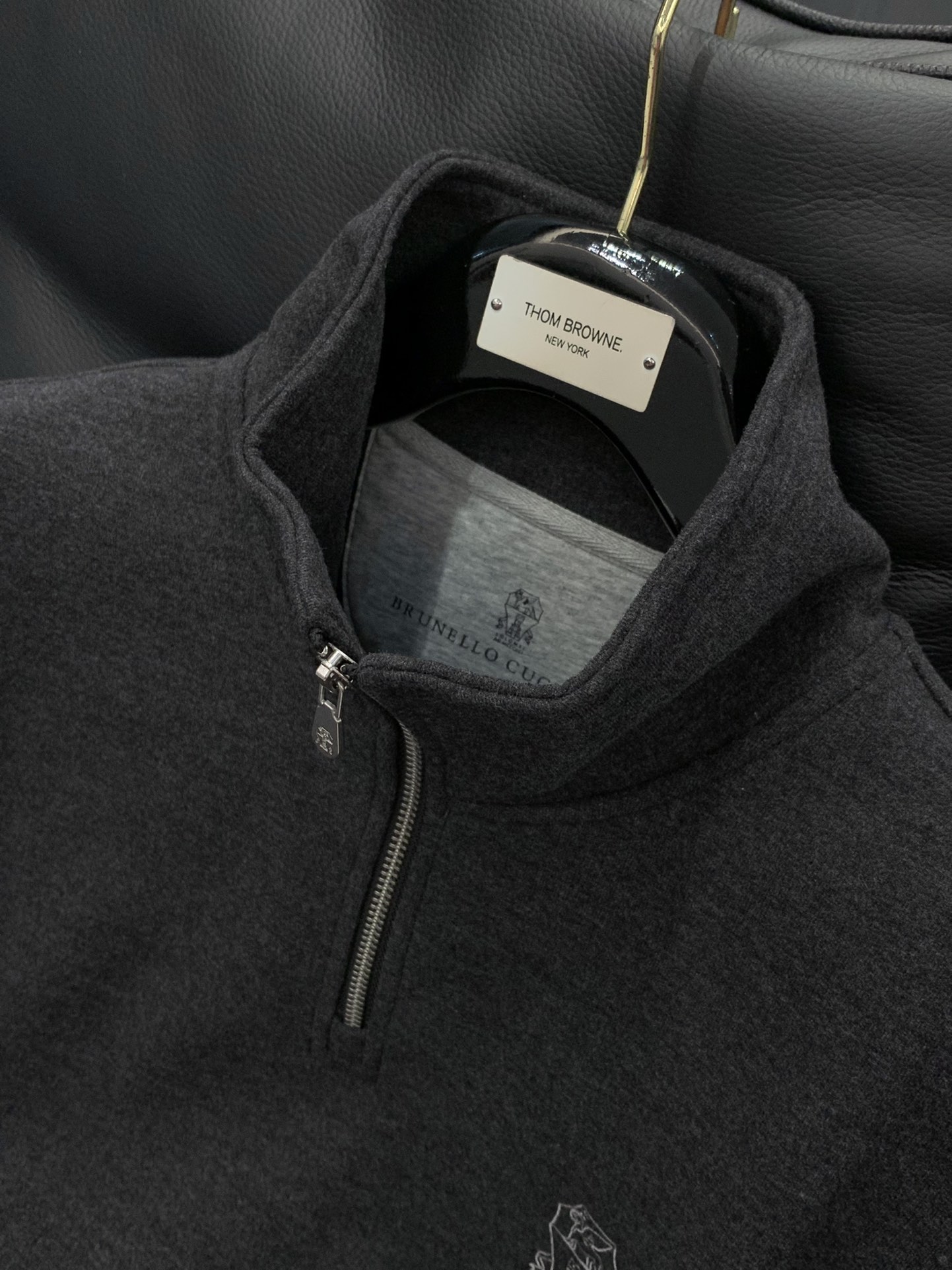 ，意大利神狮，时尚品牌，2025秋季新品，时尚休闲卫衣，专柜同步有售，原单狠货，采用进口原版面料，独特设