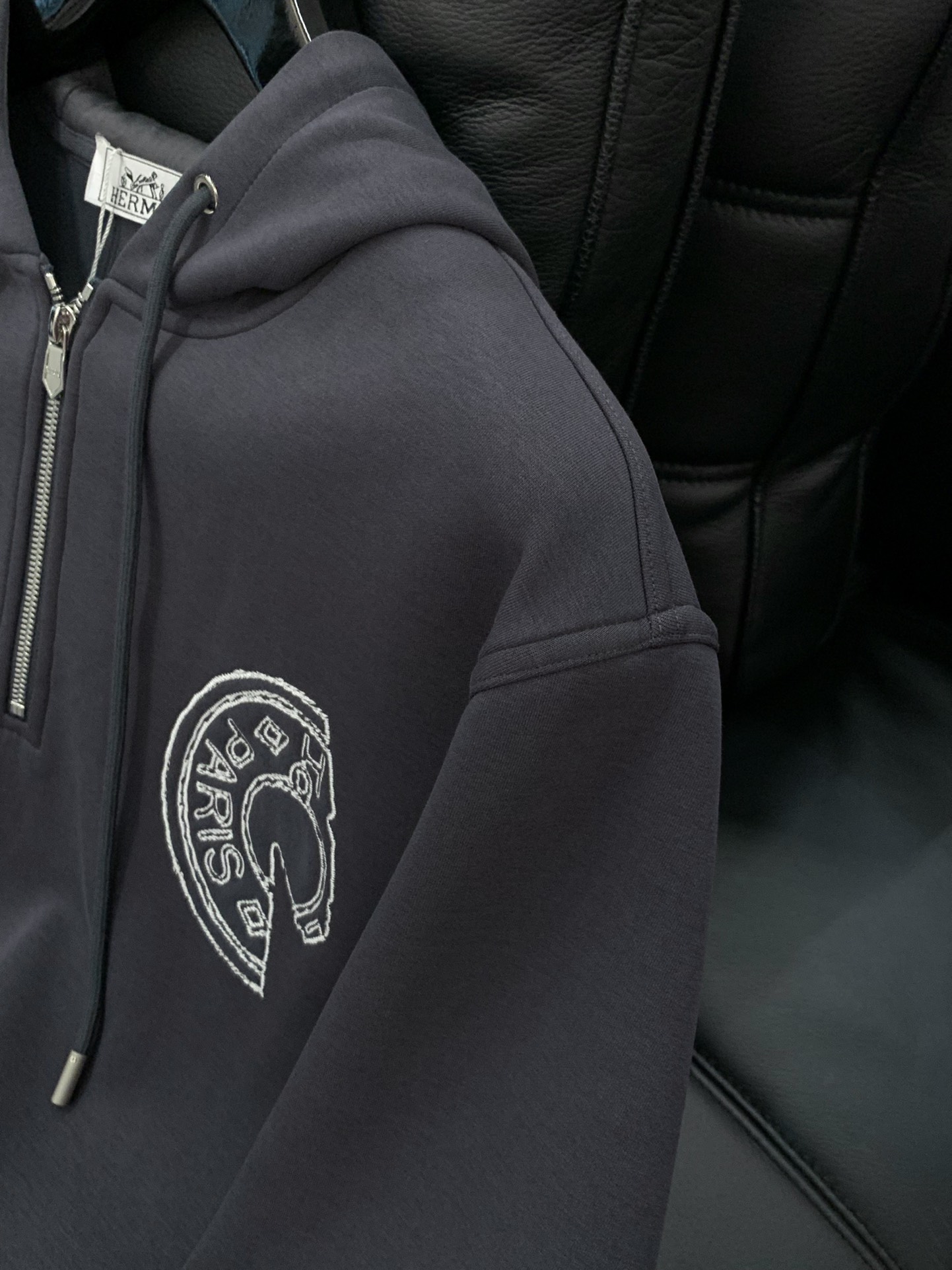 ，Hermès 爱马仕，2025秋季最新品，专柜同步有售，原单狠货，时尚休闲连帽卫衣，定制进口原版面料，