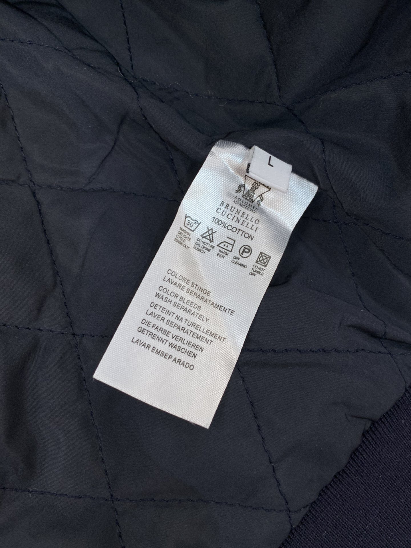 ，意大利神狮，时尚品牌，2025秋冬新品，时尚休闲马甲，专柜同步有售，原单狠货，采用进口原版面料，独特设