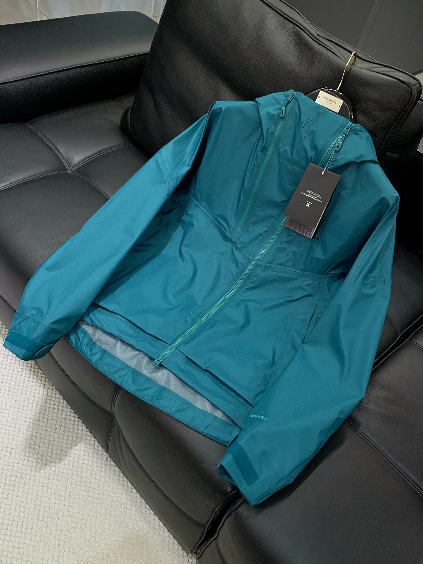 ，KAILAS 凯乐石，2025秋季季新款，时尚休闲连帽外套，专柜同步有售，原单狠货，顶级刺绣🪡工艺字母