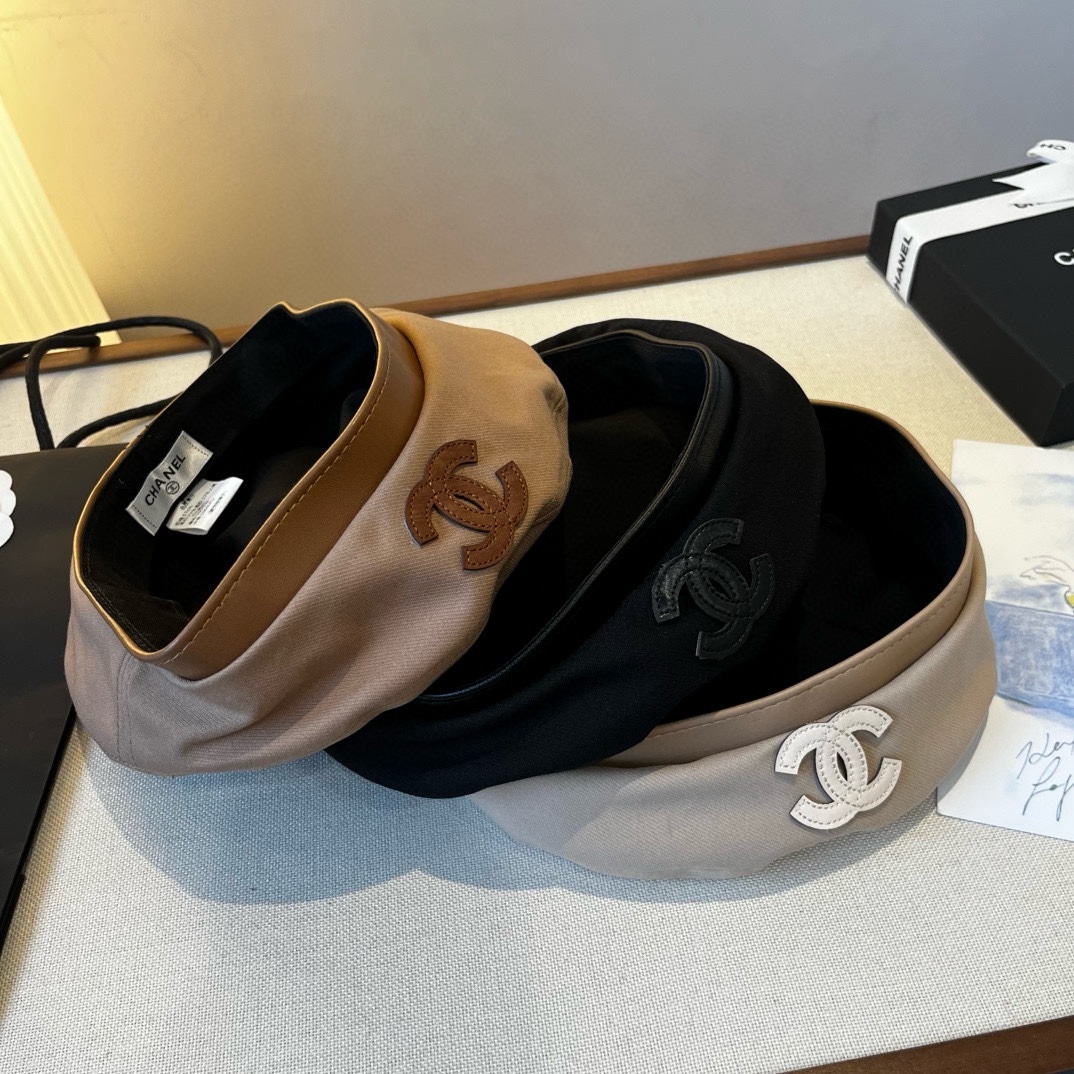 🆕

Chanel香奈儿新款贝雷帽 头围57cm