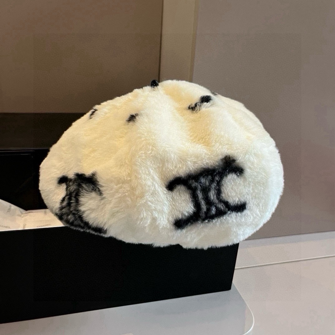 🆕

Celine赛琳新款兔毛贝雷帽，头围57cm