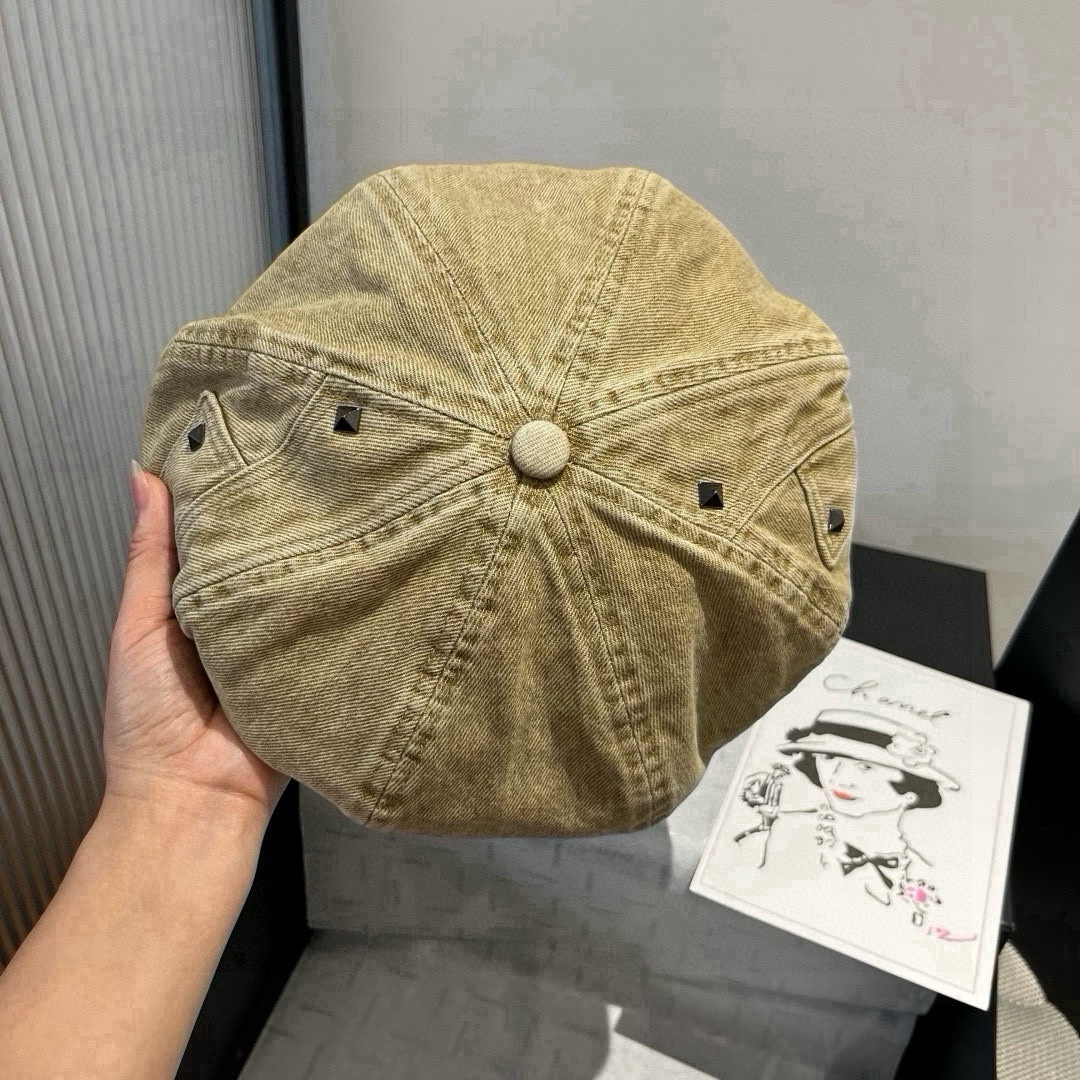 🆕

普拉达新款贝雷帽