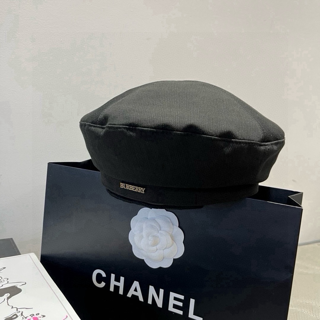 🆕

巴宝莉新款贝雷帽