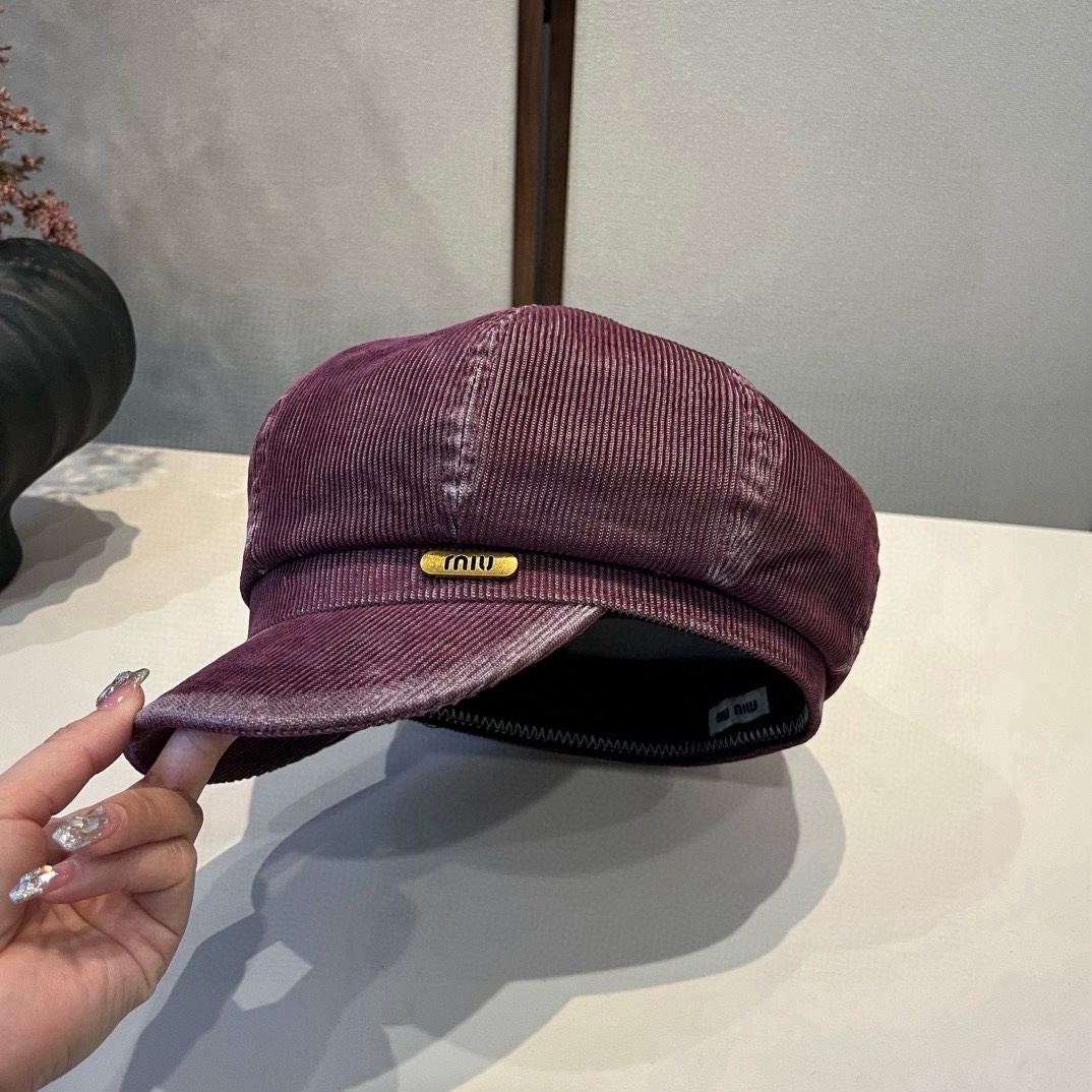 🆕

miumiu缪缪新款鸭舌画家帽，头围57cm