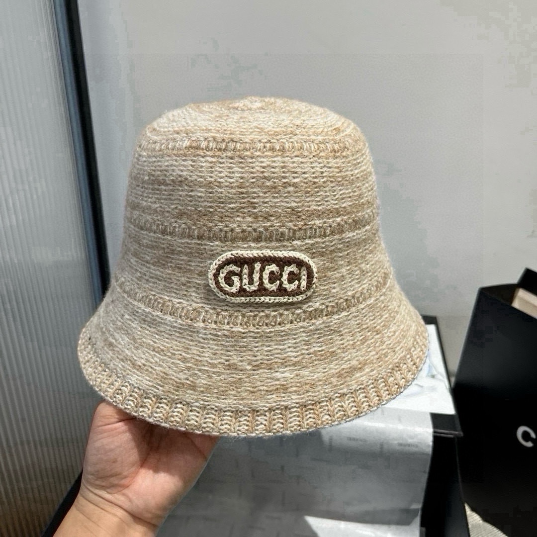 🆕

Gucci古奇新款毛毛混色渔夫帽，秋冬必备，百搭款，头围57cm