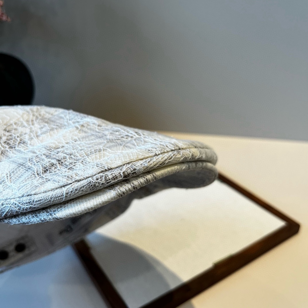 🆕

Dior迪奥新款鸭舌前进帽，头围58cm