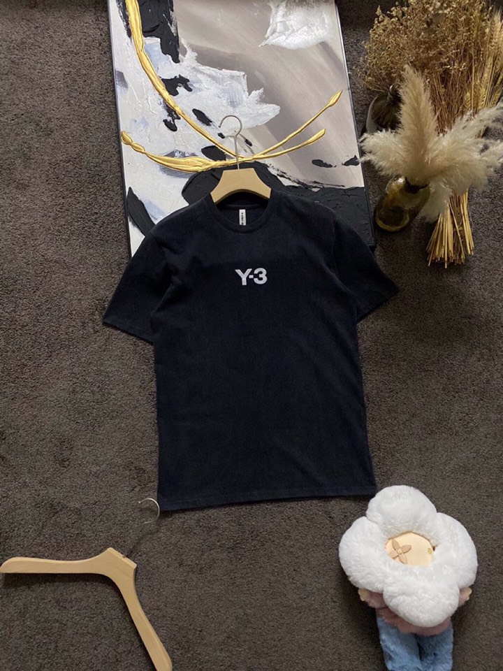 Y-3 山本耀司春夏/SS主推仿旧水洗褪色短袖圆领T恤定制贵柜品质巴黎百分棉260克长绒棉面料，前幅标志