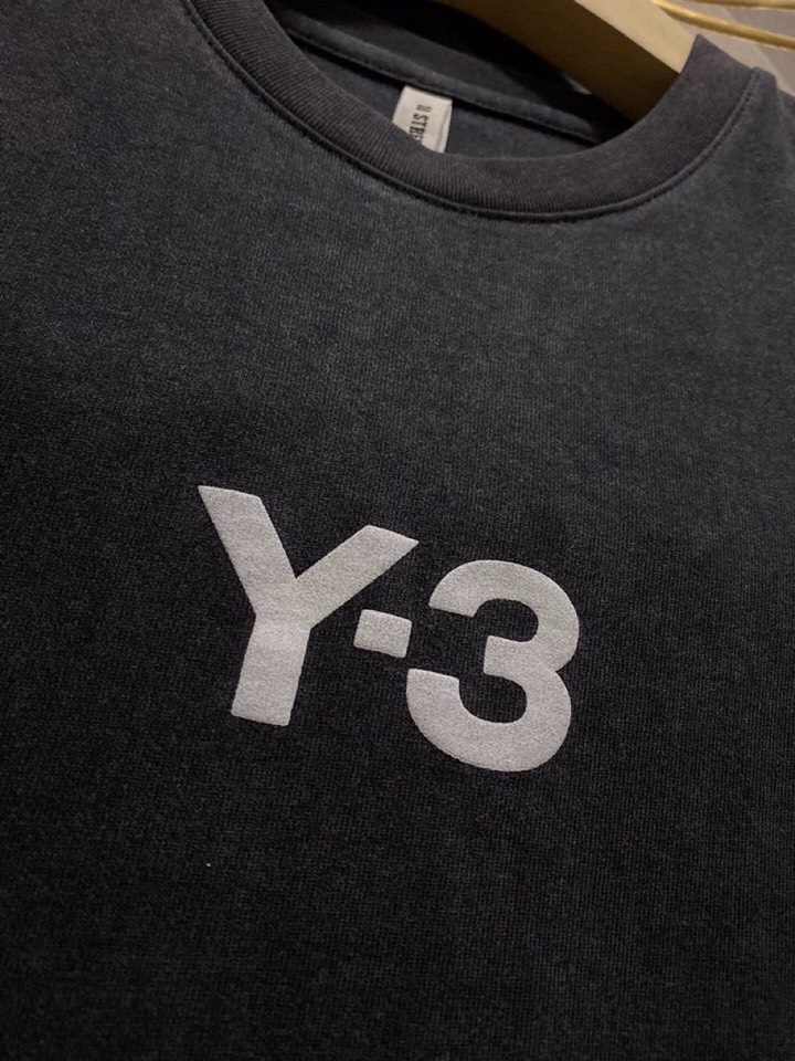 Y-3 山本耀司春夏/SS主推仿旧水洗褪色短袖圆领T恤定制贵柜品质巴黎百分棉260克长绒棉面料，前幅标志