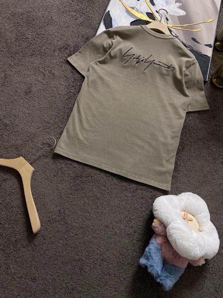 Y-3 山本耀司春夏/SS主推仿旧水洗褪色短袖圆领T恤定制贵柜品质巴黎百分棉260克长绒棉面料，前幅标志