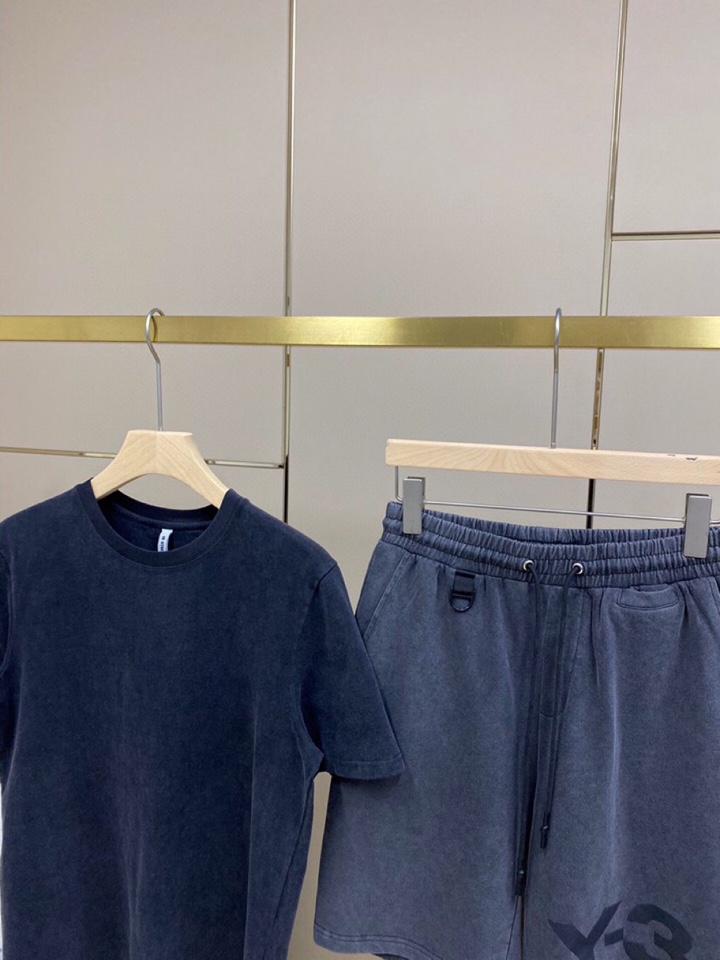 Y-3 山本耀司春夏/SS 主推仿旧水洗褪色短袖圆领短裤套装，定制贵柜品质巴黎百分棉260克长绒棉面料，