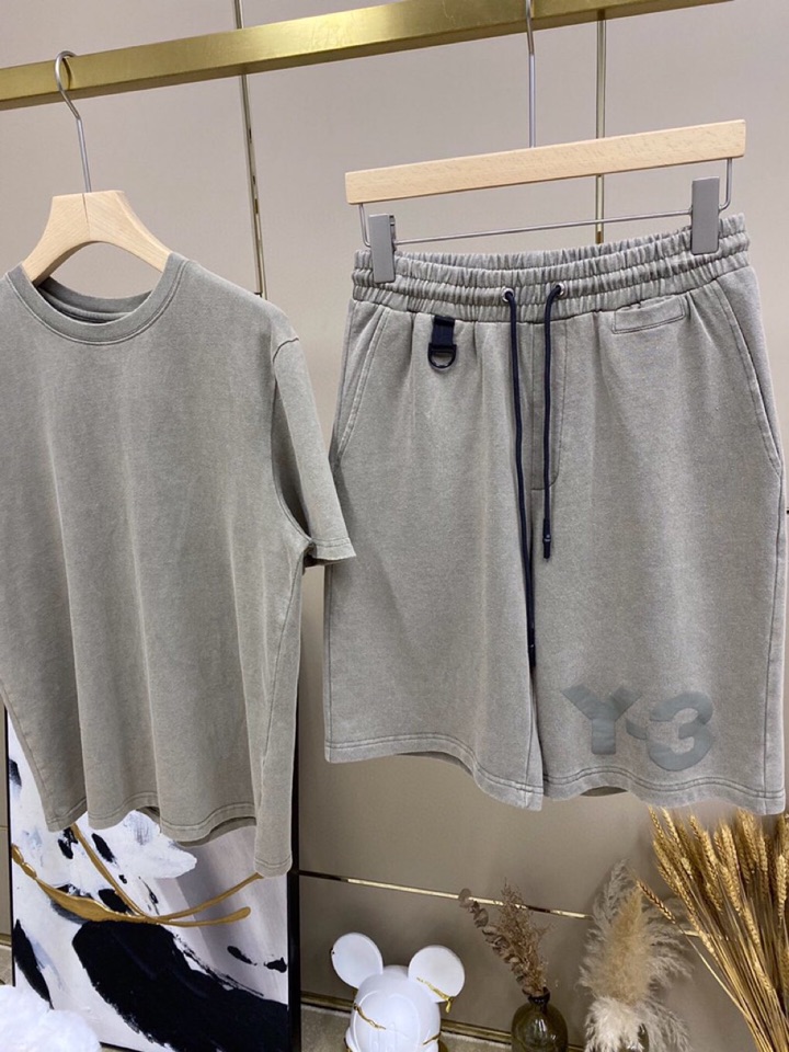 Y-3 山本耀司春夏/SS 主推仿旧水洗褪色短袖圆领短裤套装，定制贵柜品质巴黎百分棉260克长绒棉面料，