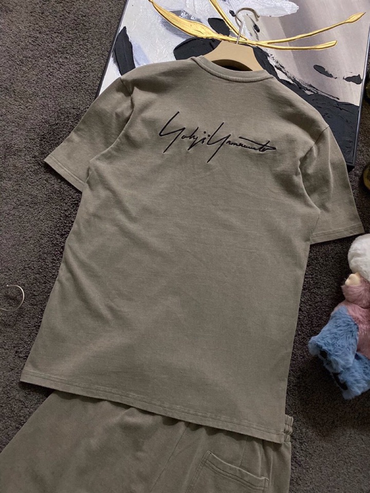 Y-3 山本耀司春夏/SS 主推仿旧水洗褪色短袖圆领短裤套装，定制贵柜品质巴黎百分棉260克长绒棉面料，