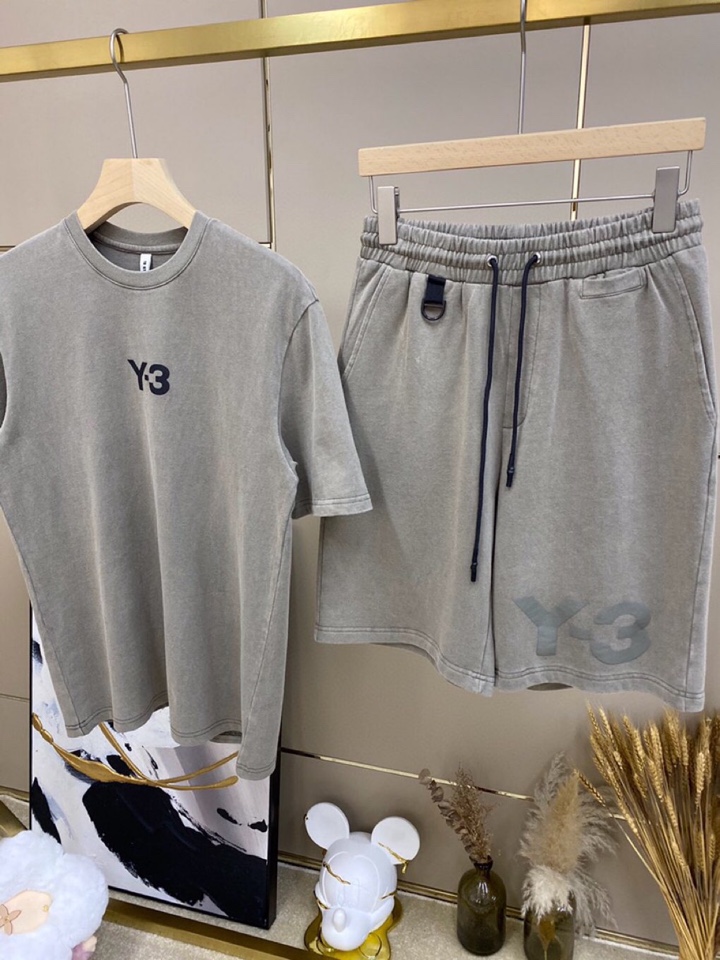 Y-3 山本耀司春夏/SS 主推仿旧水洗褪色短袖圆领短裤套装，定制贵柜品质巴黎百分棉260克长绒棉面料，