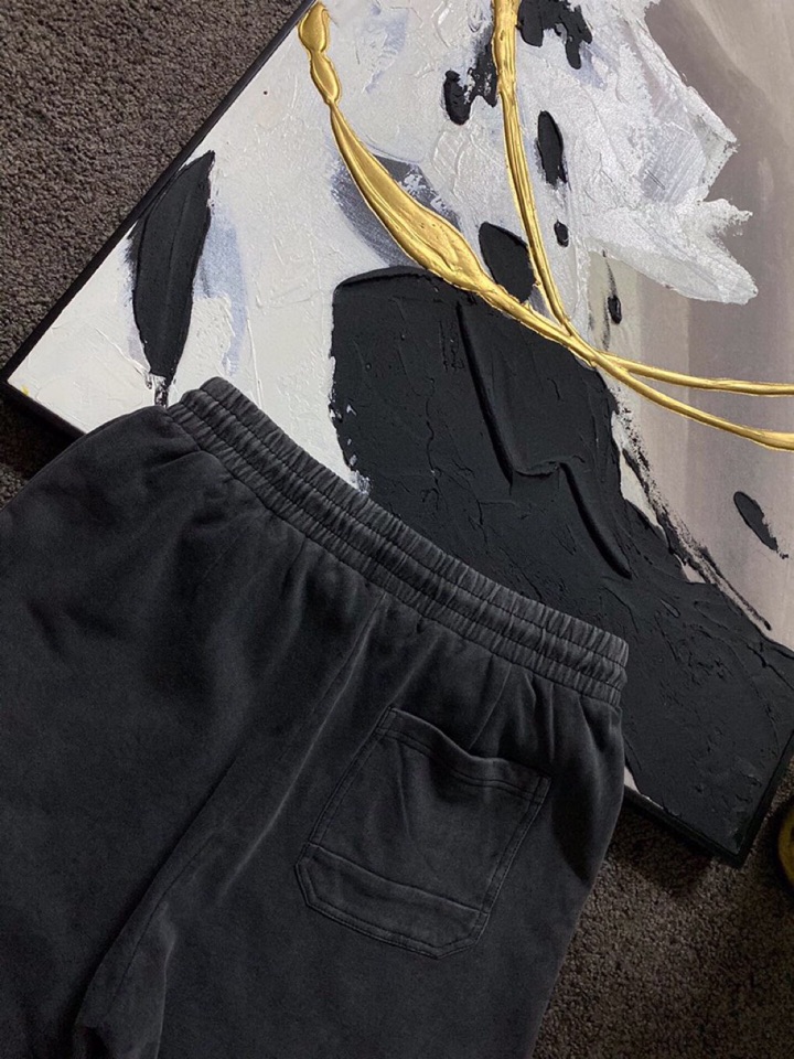 Y-3 山本耀司春夏/SS 本季主推仿旧水洗褪色短裤定制贵柜品质巴黎百分棉300克夏季长绒棉面料，前幅标