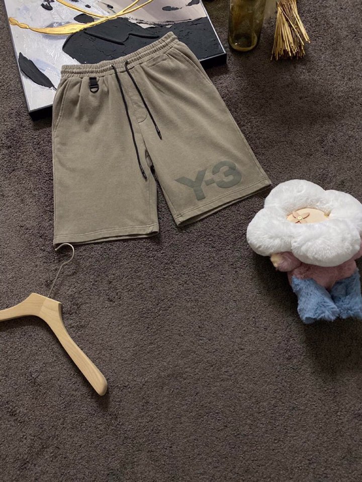 Y-3 山本耀司春夏/SS 本季主推仿旧水洗褪色短裤定制贵柜品质巴黎百分棉300克夏季长绒棉面料，前幅标