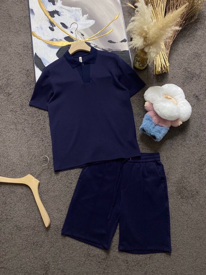 Loro Piana 诺悠翩雅L/SS最新莱赛尔天丝短袖短裤翻领套装，以意大利古里亚海岸晨光的自然色调展