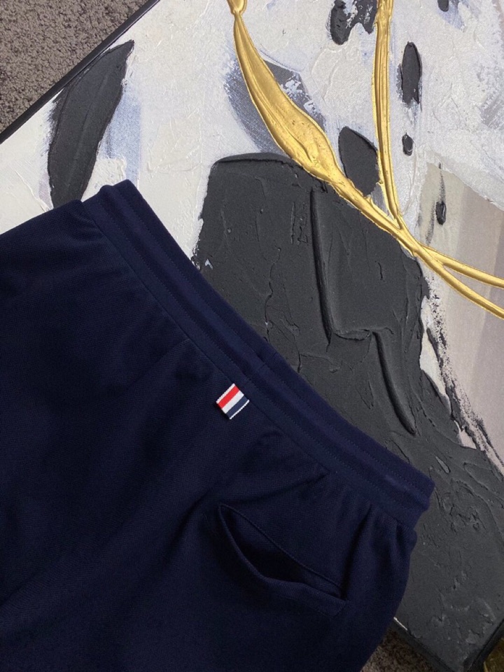 THOM BROWNE 汤姆布朗 TB2025/AW 独家爆款火爆TB 动物狗狗系列短袖圆领套装，独家定