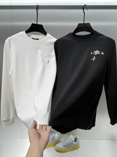 Louis Vuitton 2025 FW Embroidered Long Sleeve T-Shirt - Fashionable & Exquisite 1 Louis Vuitton 2025 FW Embroidered Long Sleeve T-Shirt – Fashionable & Exquisite