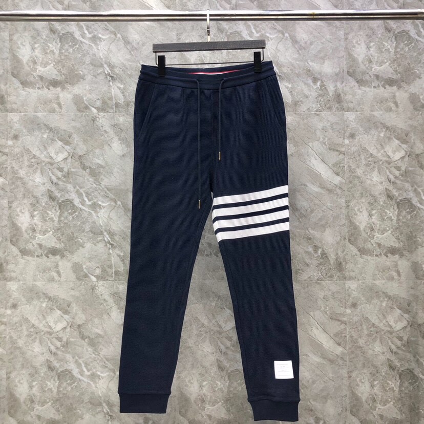 THOM BROWNE 汤姆布朗 TB水波纹色织经典长裤休闲裤 可配套装\n码数：1-4 颜色：灰色、藏