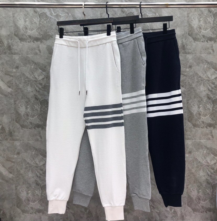 THOM BROWNE 汤姆布朗 TB水波纹色织经典长裤休闲裤 可配套装\n码数：1-4 颜色：灰色、藏