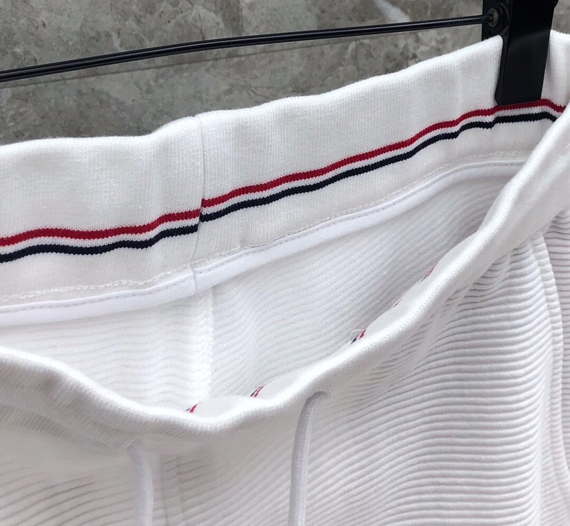 THOM BROWNE 汤姆布朗 TB水波纹色织经典长裤休闲裤 可配套装\n码数：1-4 颜色：灰色、藏