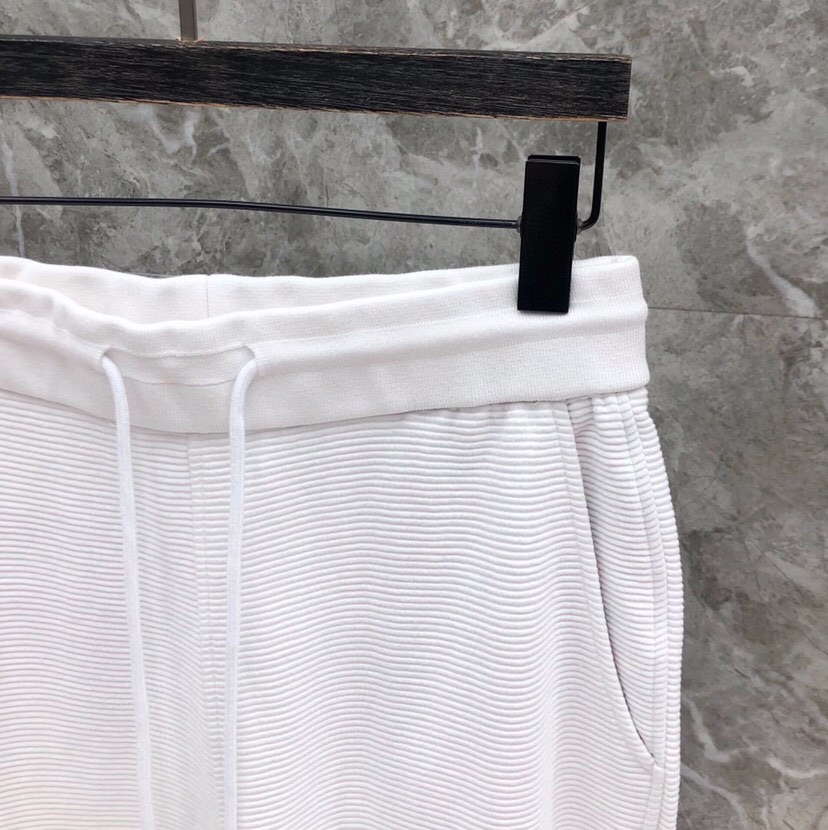 THOM BROWNE 汤姆布朗 “永不过时” TB水波纹色织经典卫衣圆领套装，男女同款情侣款\n码数：