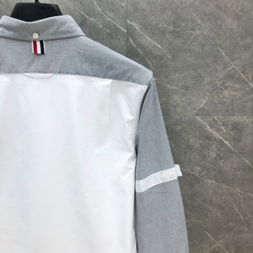 THOM BROWNE 汤姆布朗 TB灰白前后拼色衬衣长袖衬衫\n码数：0-4 颜色：单色（下单请报身高