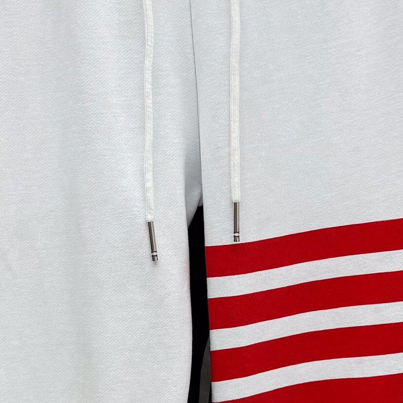 THOM BROWNE 汤姆布朗 TB新版前后拼色红四杠系列【长裤】 男女同款情侣款休闲裤，可配套装\n