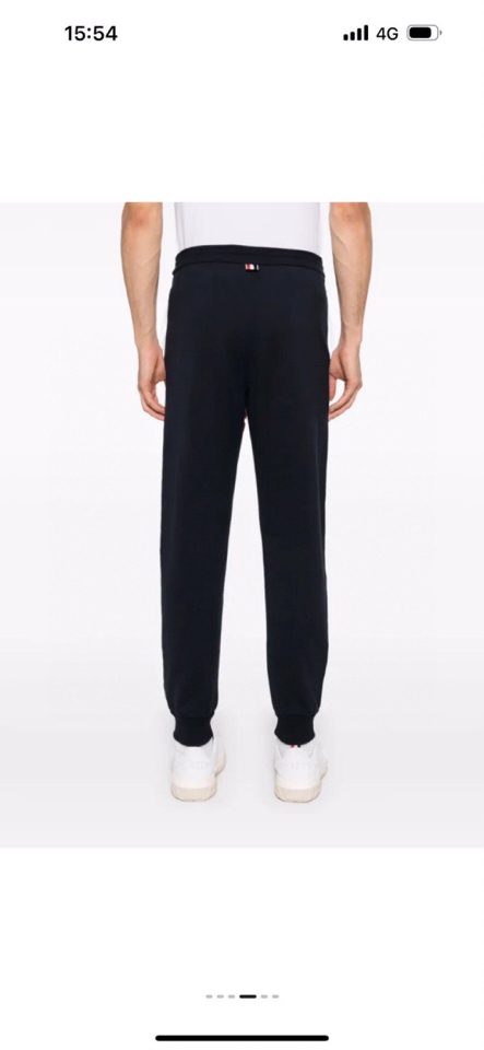 THOM BROWNE 汤姆布朗 TB新版前后拼色红四杠系列【长裤】 男女同款情侣款休闲裤，可配套装\n